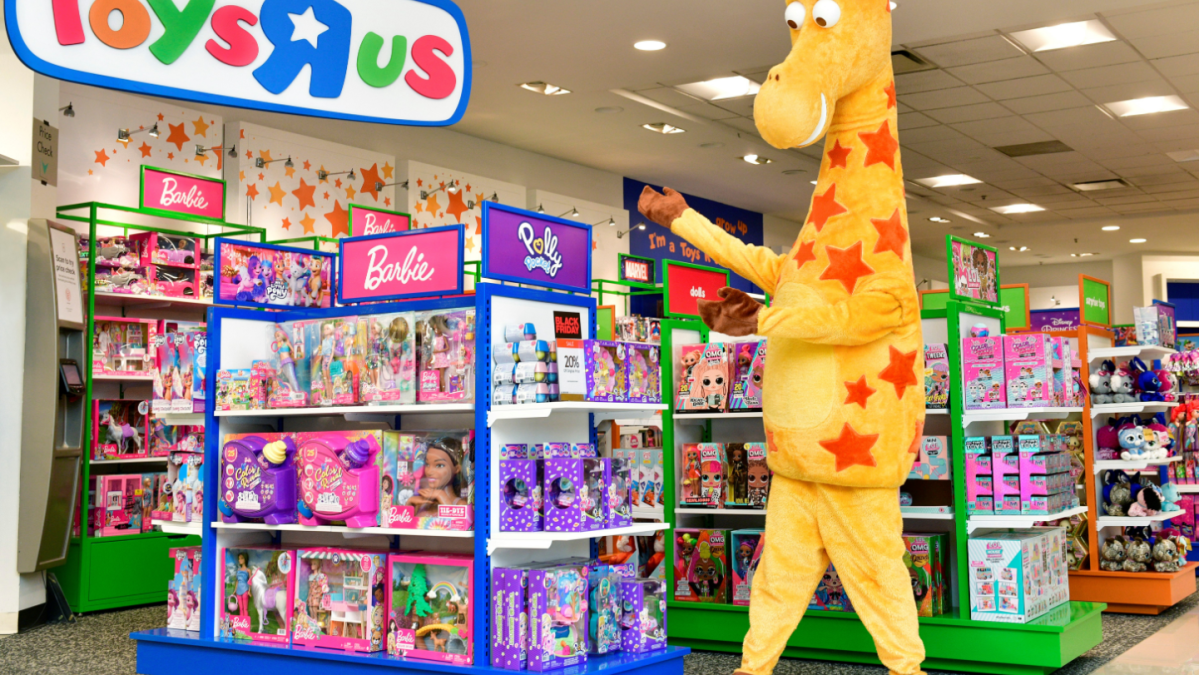 Toys “R” Us abriendo dentro de estas tiendas Macy's en California 52