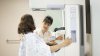 Hospital de Pomona ofrece mamogramas a bajo costo para mujeres sin seguro médico