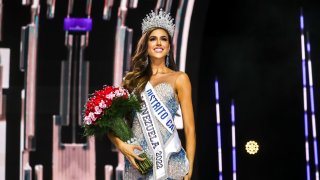 La caraqueña Diana Silva, de 25 años, ganó este miércoles la corona de Miss Venezuela.