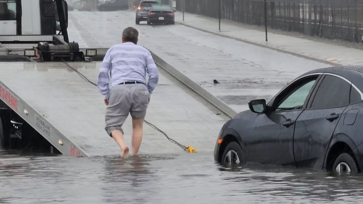 They Issue a Flash Flood Warning for Southern California: You Need to Keep This in Mind