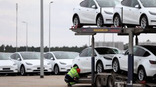 Varios estados en México se disputan la instalación de una planta de Tesla.