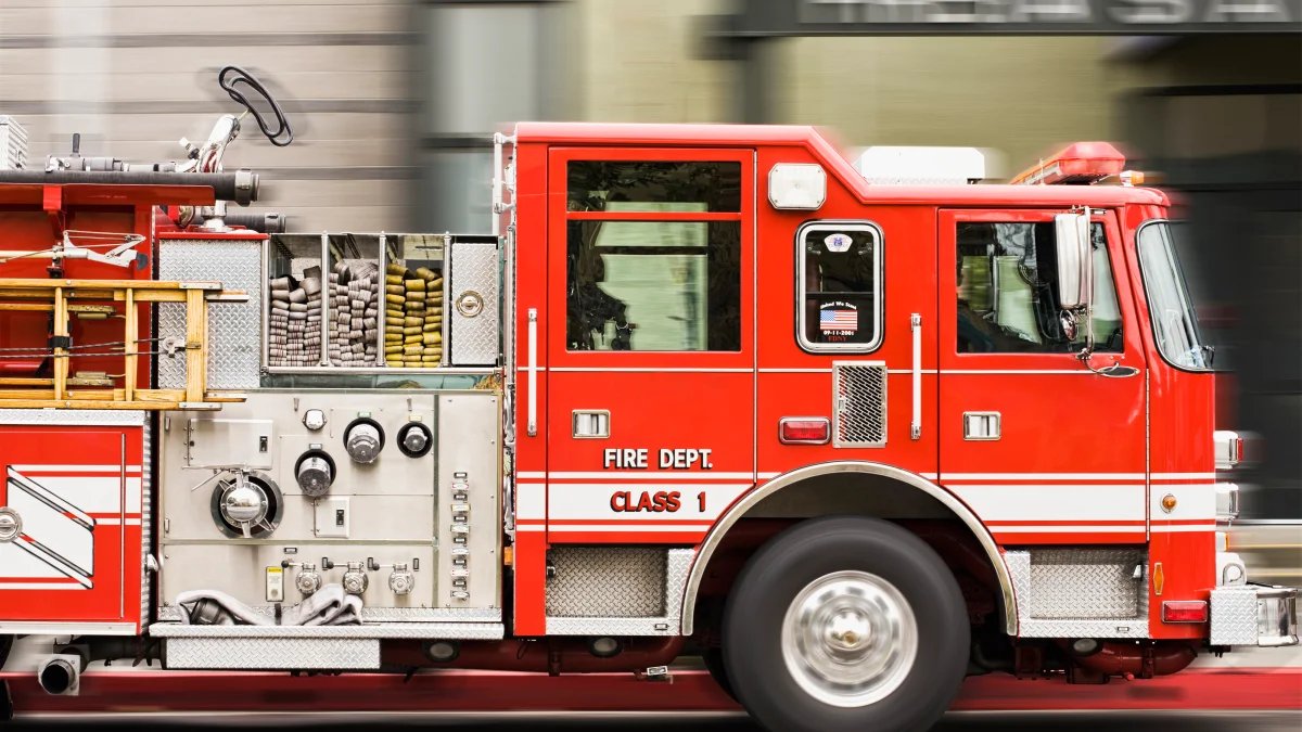 LAFD responds to train fire in Wilmington