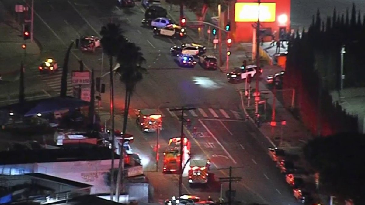 LAPD: Man barricaded and three officers injured in Lincoln Heights