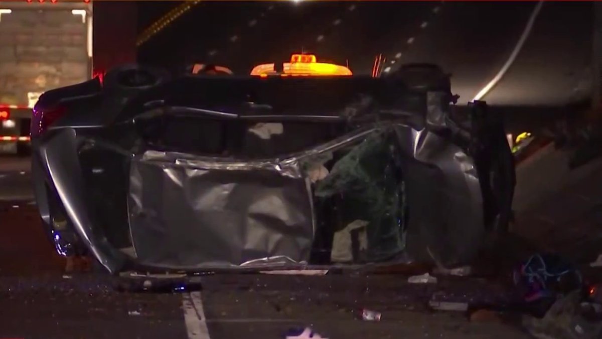 Two dead in crash on 110 Freeway in South Los Angeles