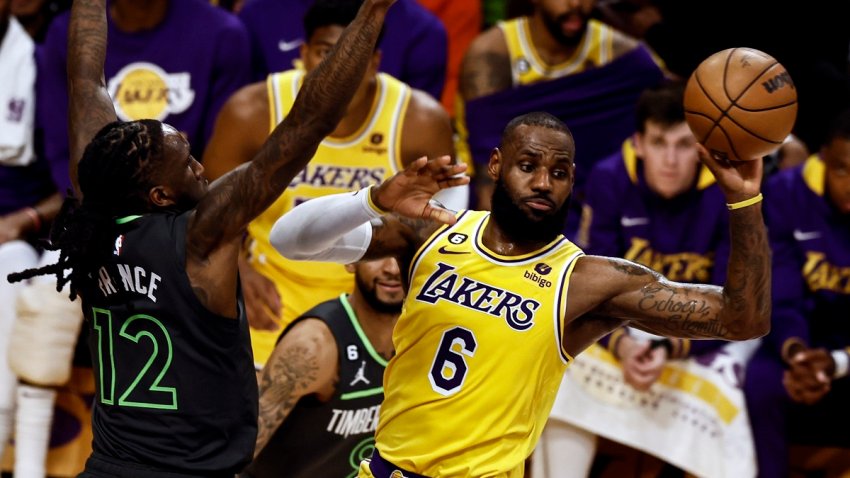 La propietaria de los Lakers se compromete a retirar la camiseta