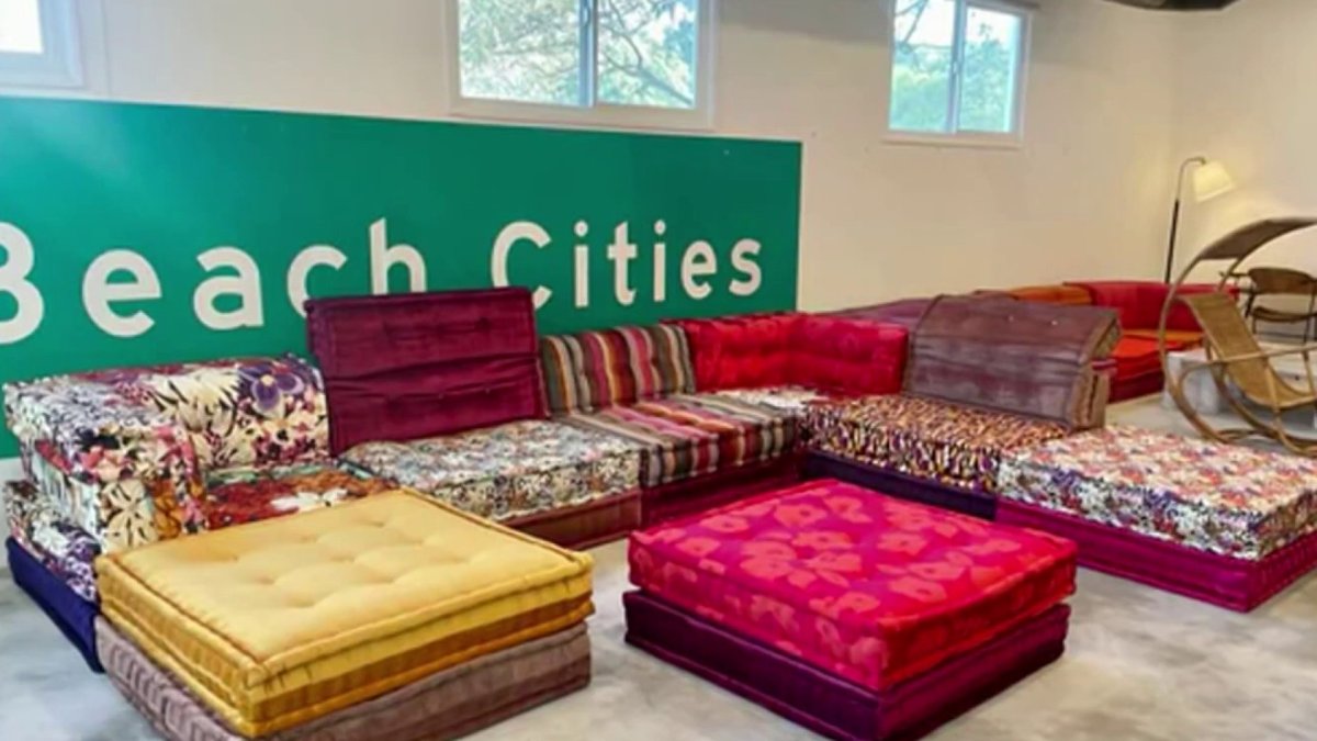 $58,000 sofa stolen from Beverlywood furniture store