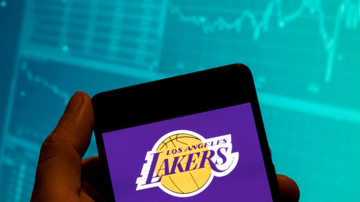 The Lakers are the NBA kings of Tik Tok