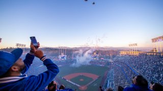 Dodgers home opener agains the Arizona Diamondbacks