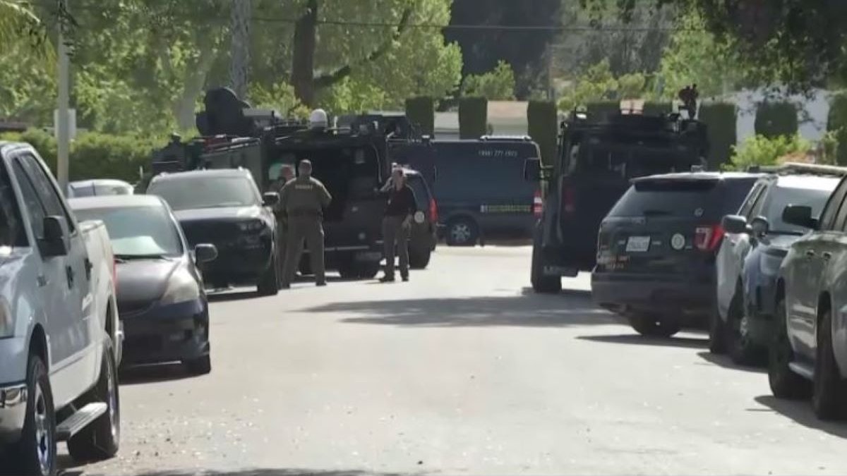 Residents evicted from Canyon Country neighborhood for police activities
