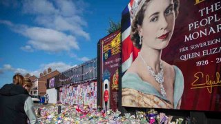 Memorial a la reina Isabel II en Shankill Road el 12 de septiembre de 2022 en Belfast, Irlanda del Norte, Reino Unido.