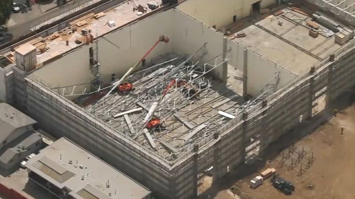 Workers trapped in cranes after Glendale construction site collapse