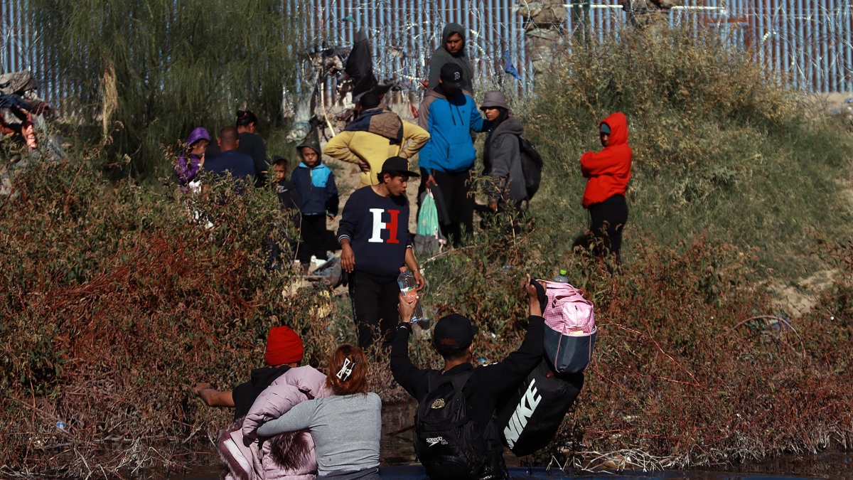 Caravana de migrantes avanza por M xico Telemundo 52