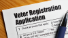 Acusan a un inmigrante no ciudadano de registrarse fraudulentamente para votar