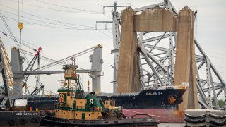 El "Balsa 94", un carguero granelero, es el primer barco capaz de pasar junto al carguero Dali y el puente Francis Scott Key colapsado el 25 de abril de 2024 en Baltimore, Maryland.