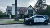 Arrestan a una persona que irrumpió en la casa de la alcaldesa Karen Bass