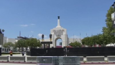 Ceremonia de graduación de USC en el Coliseo de Los Ángeles