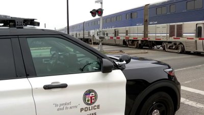 Persona muere arrollada por un tren Amtrak en North Hollywood