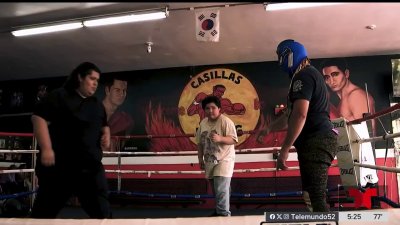 Un atleta de gran talento busca convertirse en un referente de la lucha libre