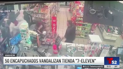 50 encapuchados vandalizan tienda 7-Eleven en Anaheim