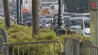 Alta seguridad antes los Premios Globos de Oro en Beverly Hills