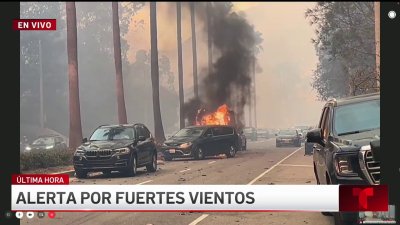 Un carro se incendia en Pacific Palisades durante alerta por fuertes vientos