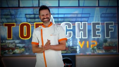 El carismático de Mark Tacher llega a la cocina de Top Chef VIP