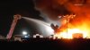 Incendio destruye casas rodantes en concesionario Mike Thompson en Santa Fe Springs