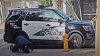 Presidente del ayuntamiento encuentra policías dejando a indigente fuera de su oficina en North Hollywood