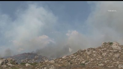 Incendio Hills arrasa con más de 100 acres de terreno en el condado de Riverside