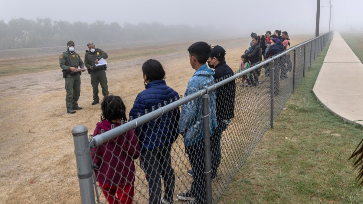 Ice Desconoce El Paradero De Más De 32 Mil Niños Migrantes No Acompañados Telemundo 52 6471