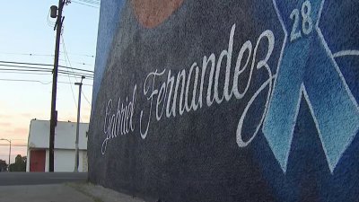 Inauguración del mural de Gabriel Fernández en Pacoima