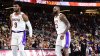 LeBron y su hijo Bronny James debutan juntos en partido de pretemporada para los Lakers