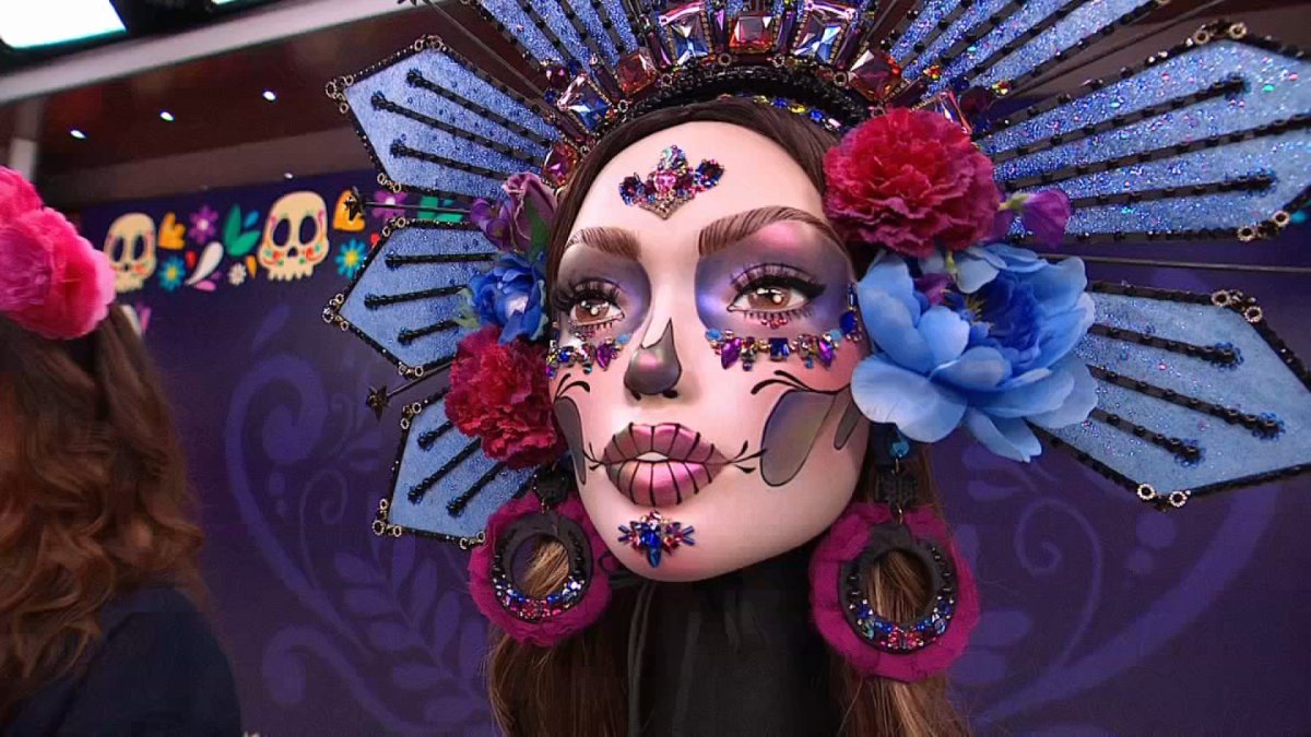 Descubre cómo crear una hermosa corona de flores para el Día de Muertos, image size:1200x675