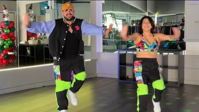 Pareja de zumba no deja que un accidente derrumbe sus sueños