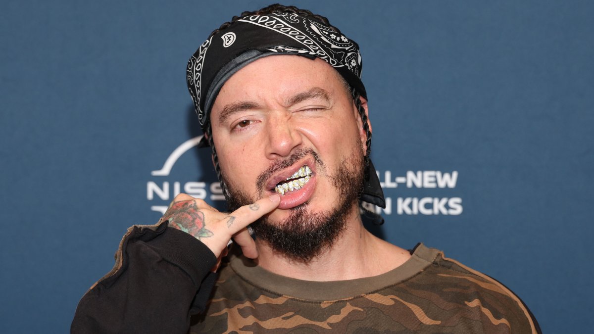 J Balvin announces “Back to the Rayo” tour – Telemundo 52