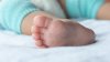 Madre subrogada huye a Texas para dar a luz tras presunta presión de pareja de California para abortar