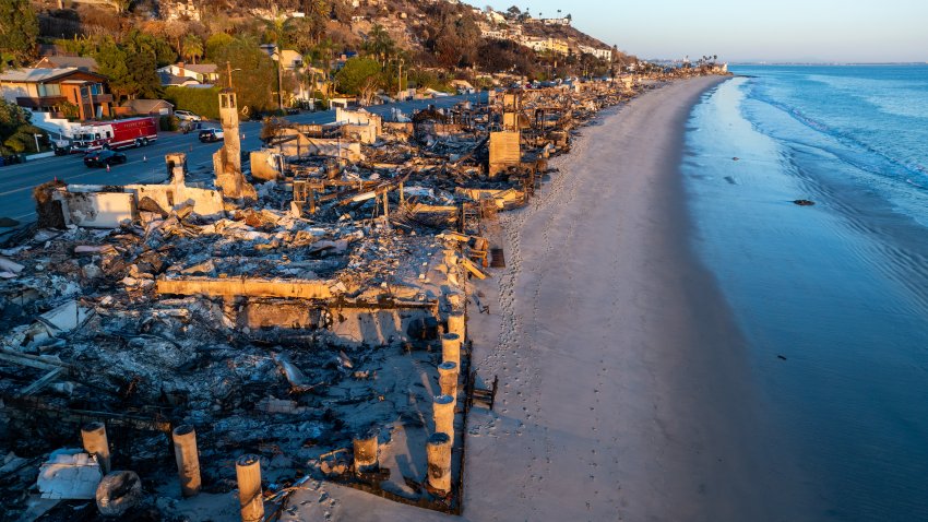 Malibu, CA – January 15: Drone images in the aftermath of the Palisades fire above PCH in Malibu between Rambla Pacifico St. and Carbon Canyon Rd. on Wednesday, Jan. 15, 2025 in Malibu, CA. (Brian van der Brug / Los Angeles Times via Getty Images)