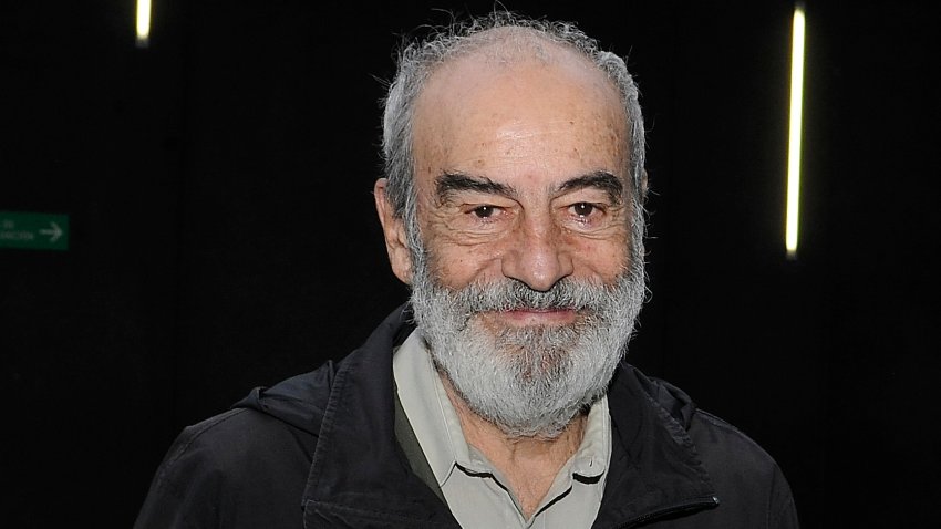 MEXICO CITY, MEXICO – JULY 24: Director Emilio Echevarría poses during the ‘I Like It, But It Scares Me’ film premiere on July 24, 2019 in Mexico City, Mexico. (Photo by Pedro Martin Gonzalez Castillo/Getty Images)