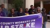 Miles de trabajadores sindicalizados inician huelga en el condado de Los Ángeles