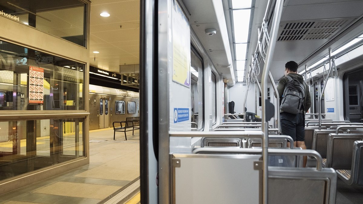 Cierre temporal de la Línea Morada (D) de Metro por dos meses ...