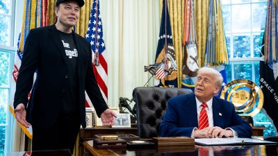 Elon Musk se despide de La Casa Blanca con un ojo morado: ¿qué le pasó?
