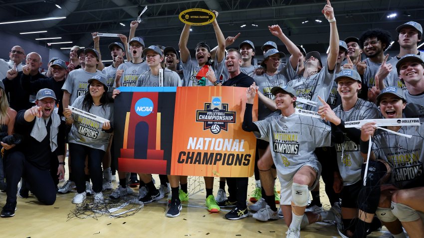 May 12, 2025; Columbus, OH, USA;  Long Beach State team members celebrate the win over the UCLA Bruins as part of the NCAA Men’s Volleyball National Championship at Covelli Center. Mandatory Credit: Joseph Maiorana-Imagn Images