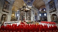 Jornada de pausa y reflexión para los cardenales a una semana del cónclave