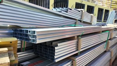 Entra en vigor arancel del 50% en el acero y aluminio importados