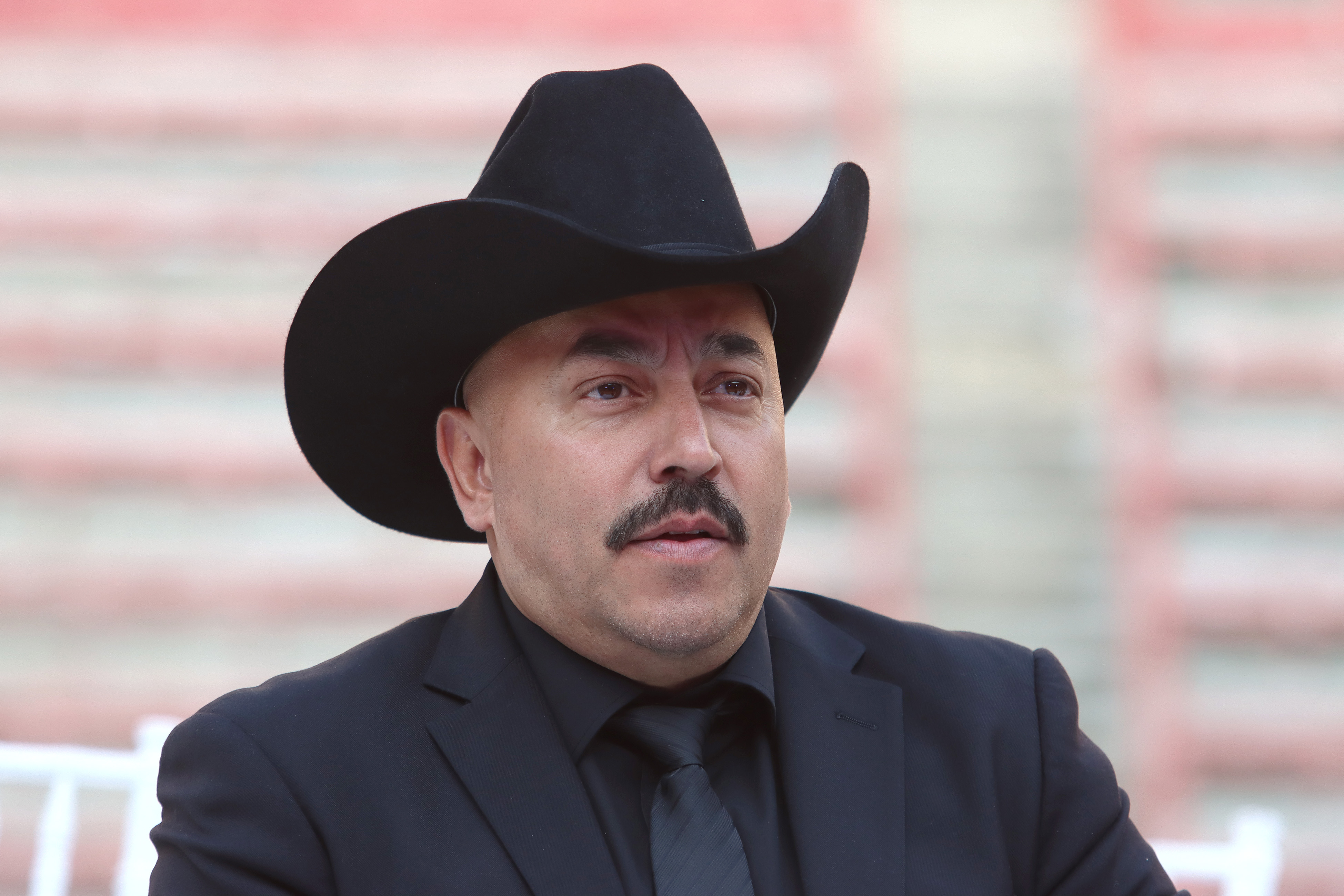 Lupillo enciende las redes tras comentario controversial sobre Caramelo  ante la gran final de La Casa de los Famosos All-Stars