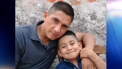 Inmigrante detenido en EEUU firma orden de deportación para enterrar a hijo en México