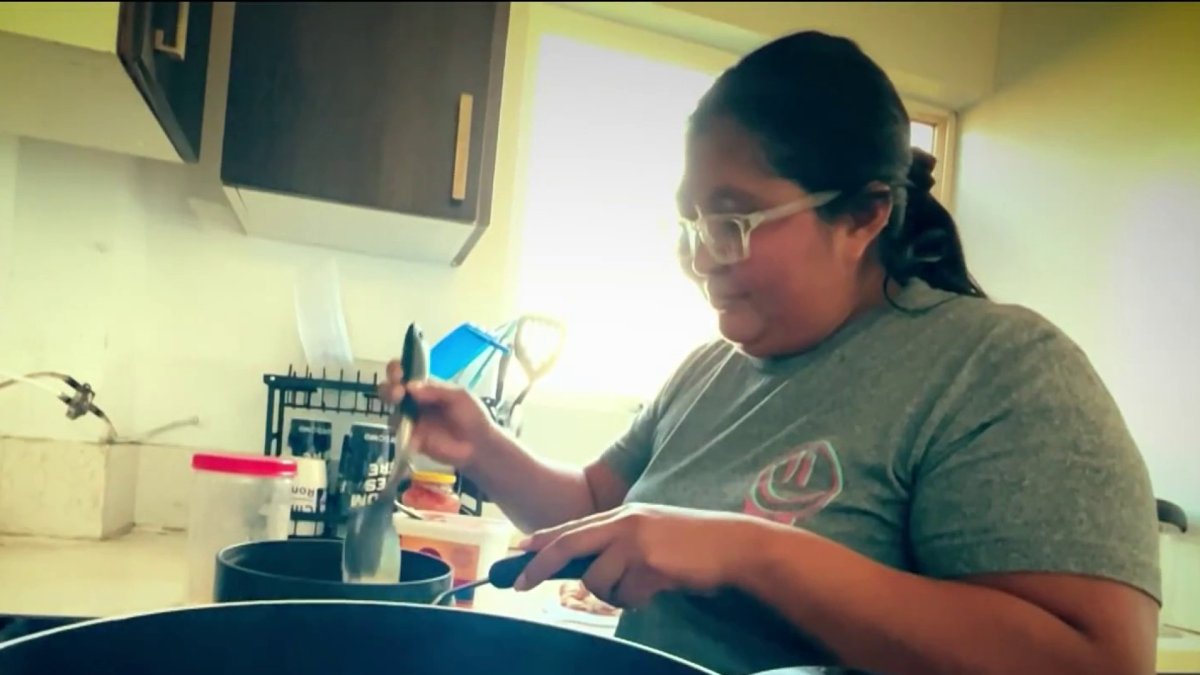 Organización ayuda a cumplir el sueño de una madre discapacitada e indocumentada en Los Ángeles