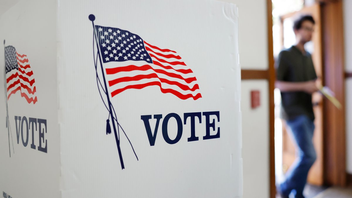 Republicanos de California piden a la Corte Suprema que bloquee el nuevo mapa electoral