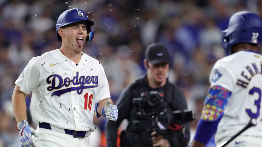 Will Smith #16 of the Los Angeles Dodgers.