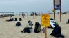 Emiten advertencias sobre el agua del mar debido al calor y las bacterias